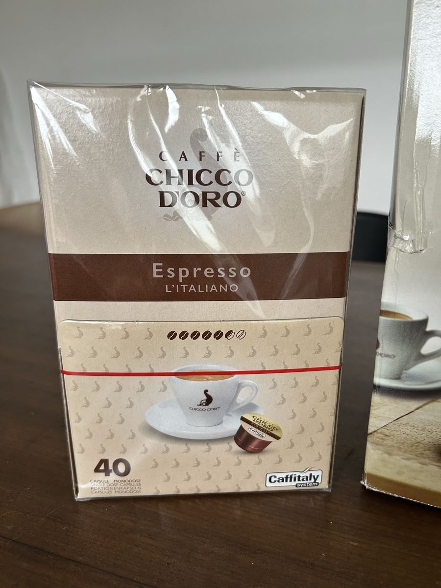 Chicco Macchine per caffè & Macchine per espresso: Kaffeemaschine plus 80 Kapseln – Nuovo e nell'imballaggio originale da Rotkreuz venduto da Lazzarini 2