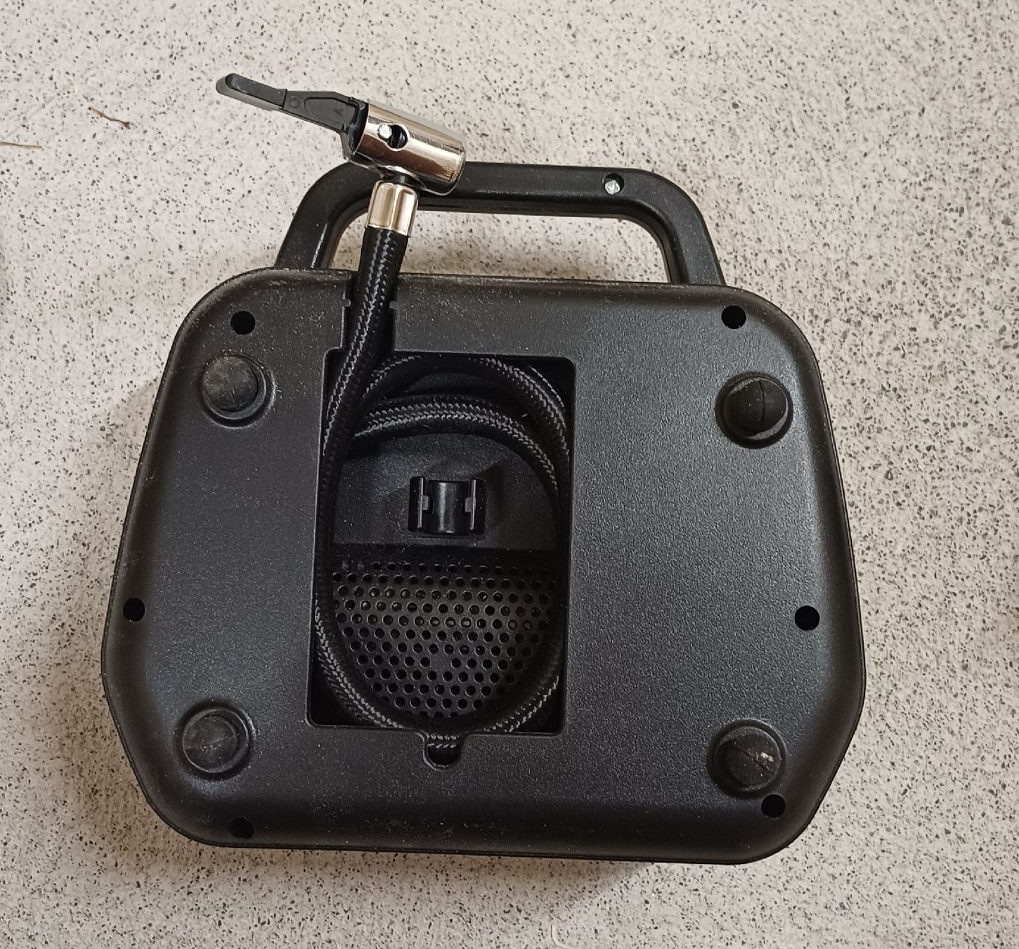 Compresseurs: Mini Luft Kompressor max, neuwertig 10 bar – D'occasion à Pfeffikon LU par SY-YoLo 1