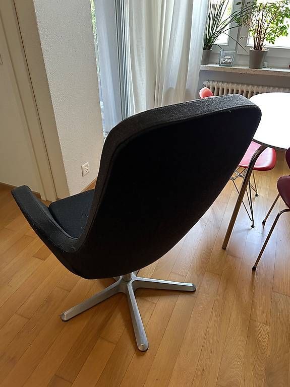 Poltrone: IKEA Drehsessel zu verschenken – Usato da Zürich venduto da aiz_9nl6 1
