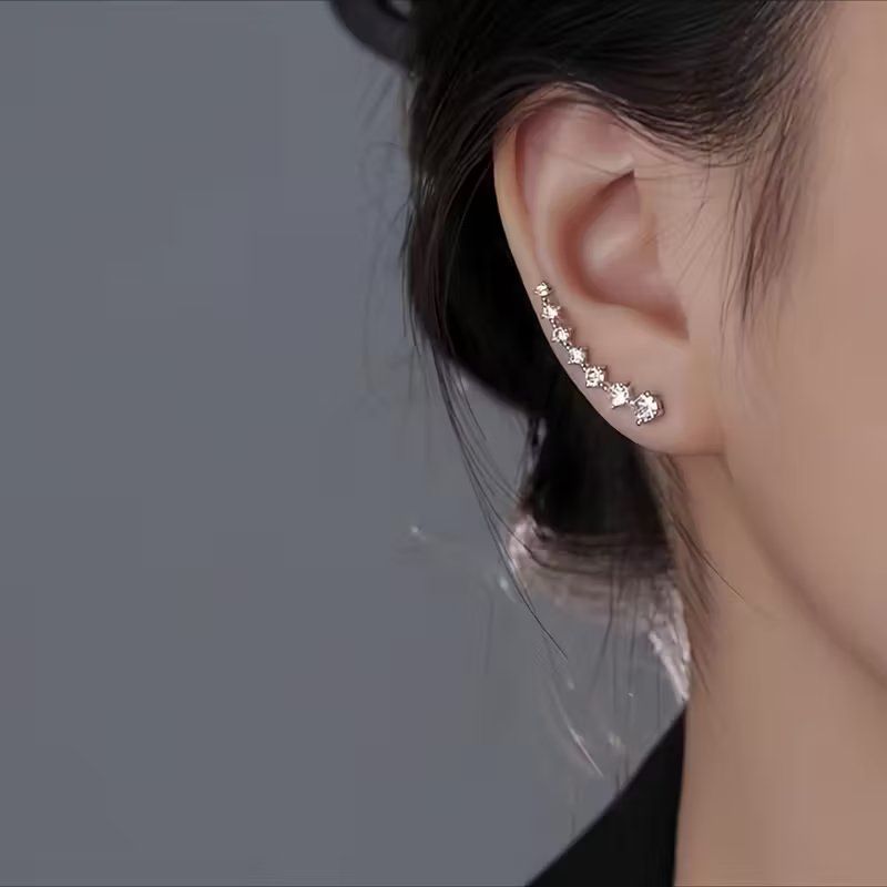 Orecchini pendenti & Orecchini a lobo: Funkelnde versilberte Ohr Climber -  mit Strass Steine – Nuovo e nell'imballaggio originale da Glattbrugg venduto da glu_qt2b 2
