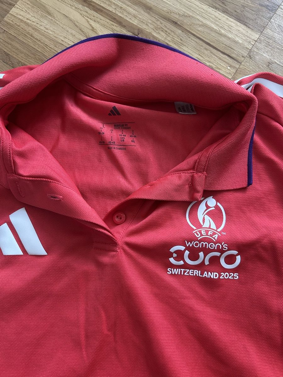 Adidas Leibchen & Hosen: Adidas Fussbald Shirt – Gebraucht aus Wolfhausen von eil_jc5j 1