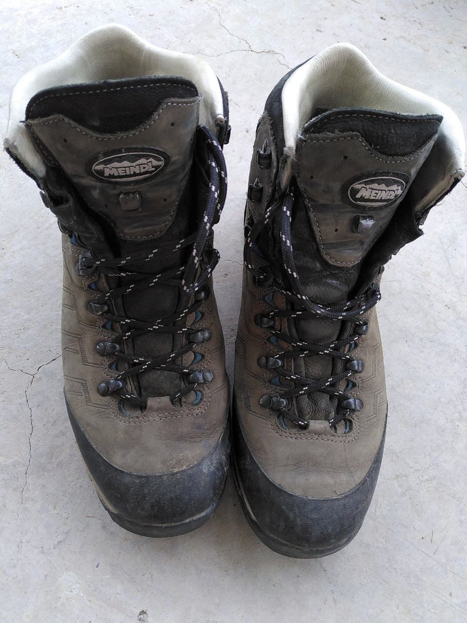 Meindl Scarpe da uomo: Chaussures de montagne Meindl 42.5 – Usato da Plan-les-Ouates venduto da jyg_bts5 1