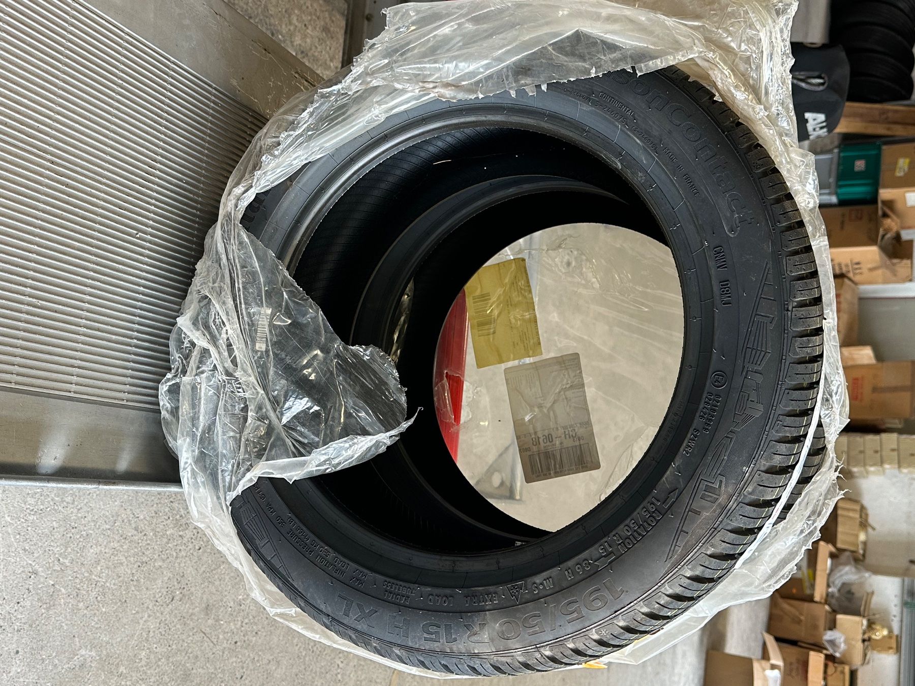 Pneumatici & Ruote complete: Pneu / 4x – Nuovo e nell'imballaggio originale da Stäfa venduto da Ursula611 3