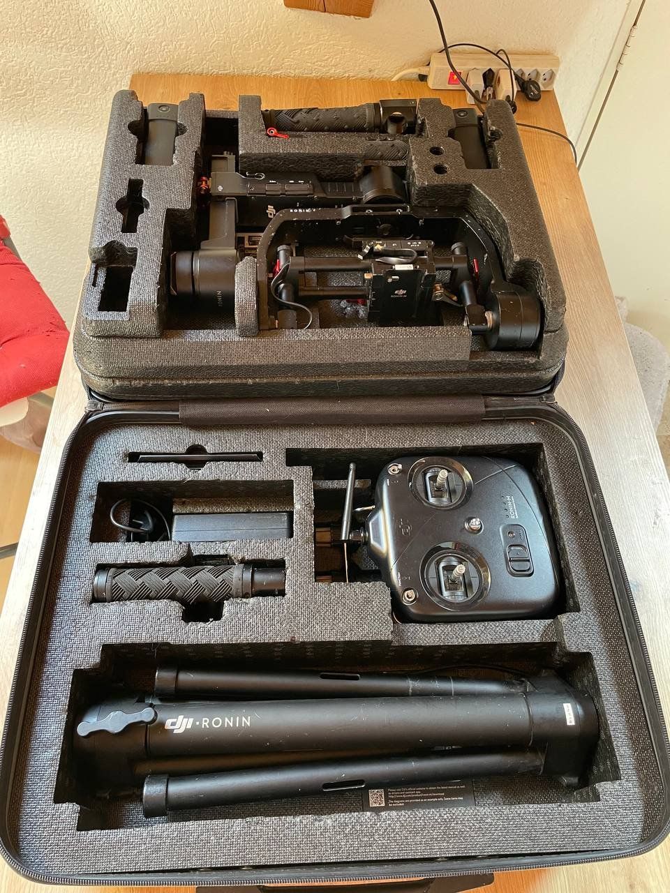 DJI Autres accessoires: DJI Ronin-M Gimbal Stabilizer – Défectueux à Bern par dmy_n82l 2
