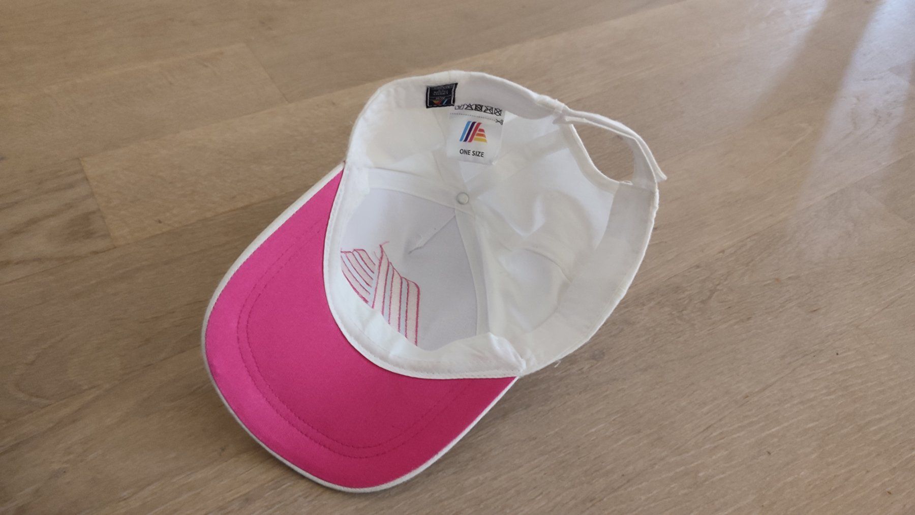 Sonstige Damenmode: Sonnenhut. – Gebraucht aus Bellikon von MellonCollieMitTwint 1