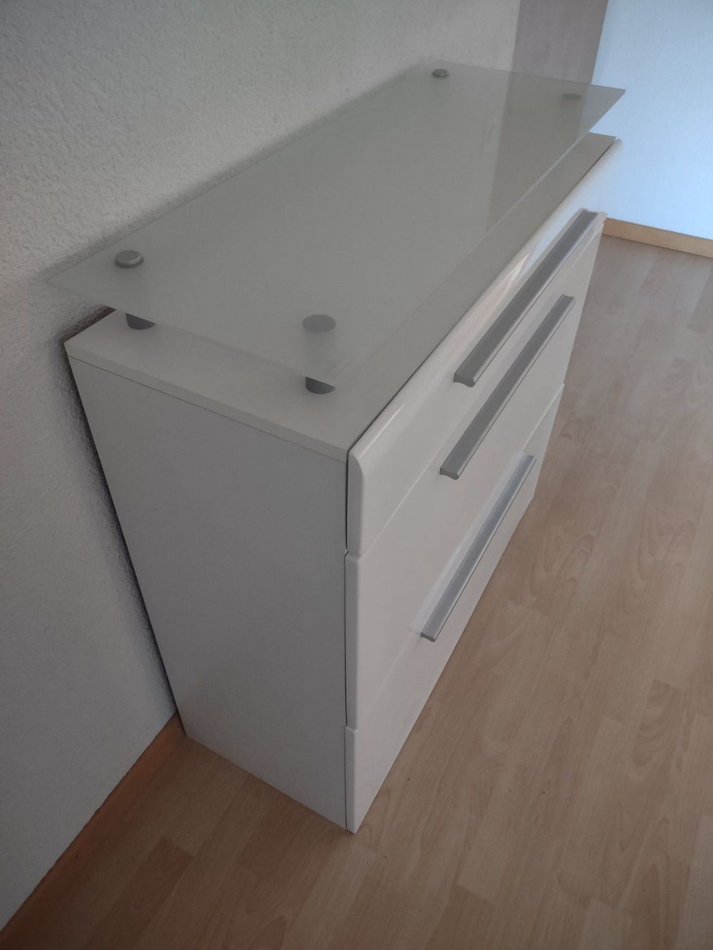 Commodes: Meuble commode blanche – D'occasion à Gasel par any_zyw8 3