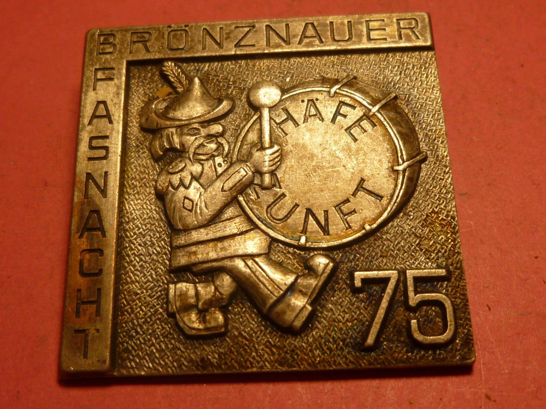 Placchette & Badge: BRÖNZNAU  1975 SILBER – Usato da Ried (Muotathal) venduto da Mandarin02