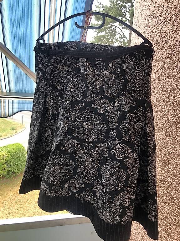 Pantaloni: 20 – Usato da Thun venduto da kohlim 3