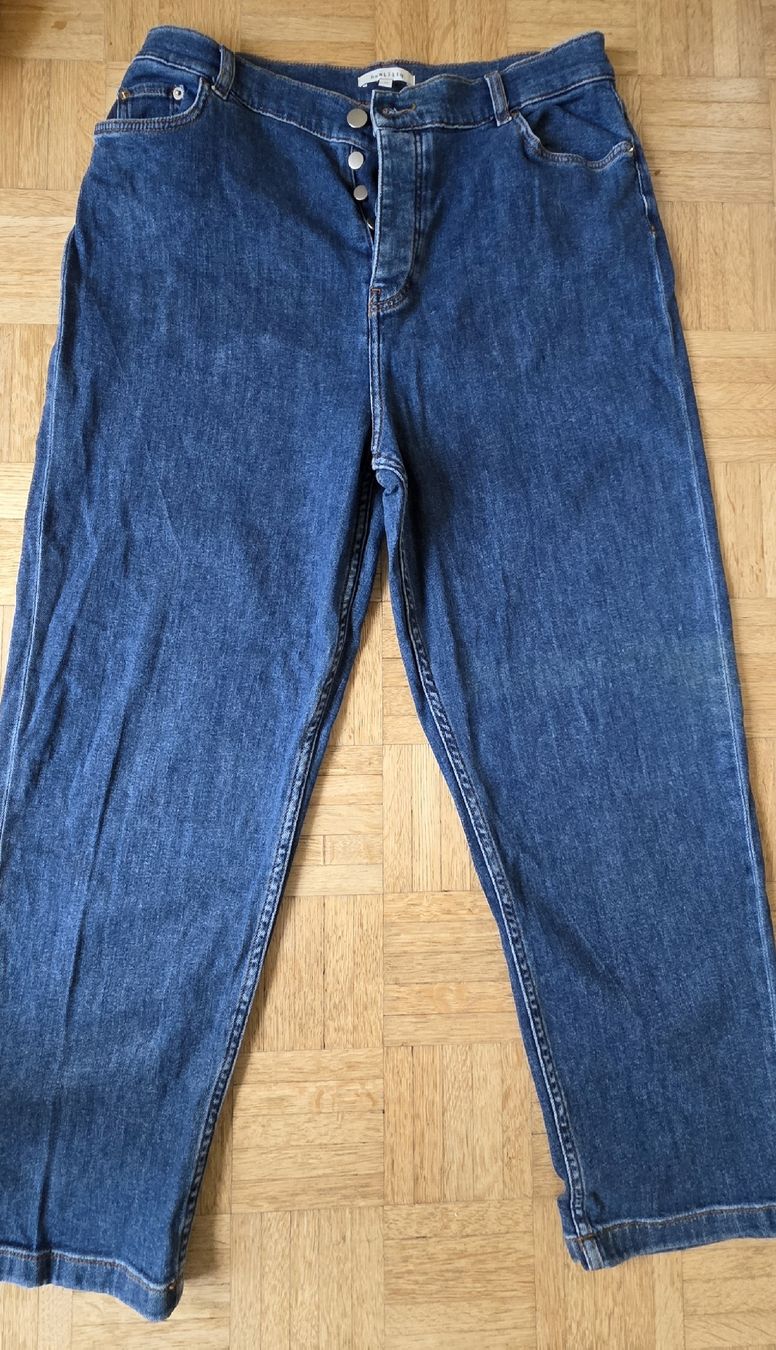 Jeans: Jeans Taille 44 marque Humility – Usato da Yverdon-les-Bains venduto da van_dq65