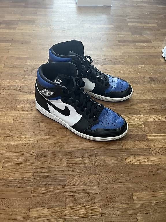 Scarpe da uomo: Jordan 1 Retro High Royal Toe Gr. 44.5 – Usato da Balgach venduto da Baum7777 2