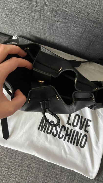Moschino Borse da donna: Love Moschino Beuteltasche schwarz – Usato da Winterthur venduto da Anna_mari 1