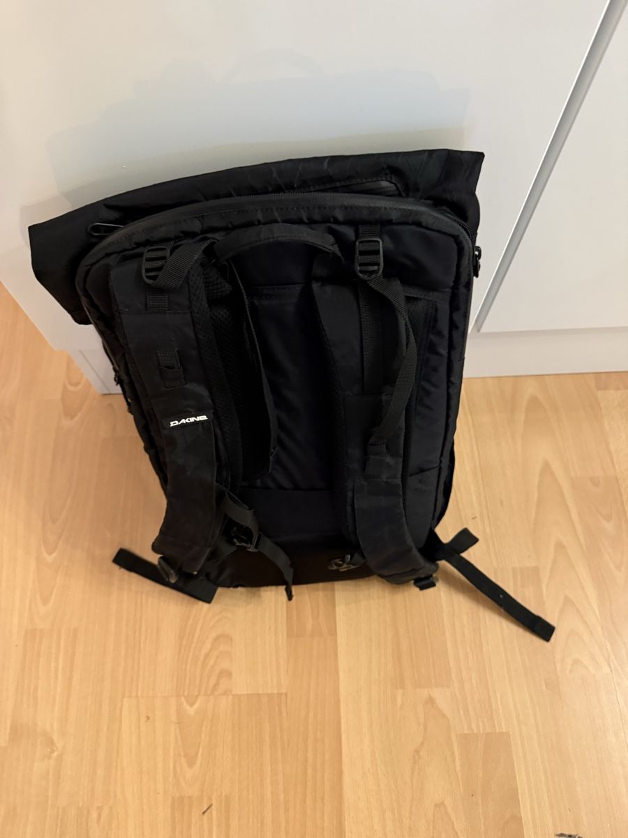 Dakine Zaini: Dakine Rucksack – Nuovo (secondo la descrizione) da Winterthur venduto da jan_yff9 2