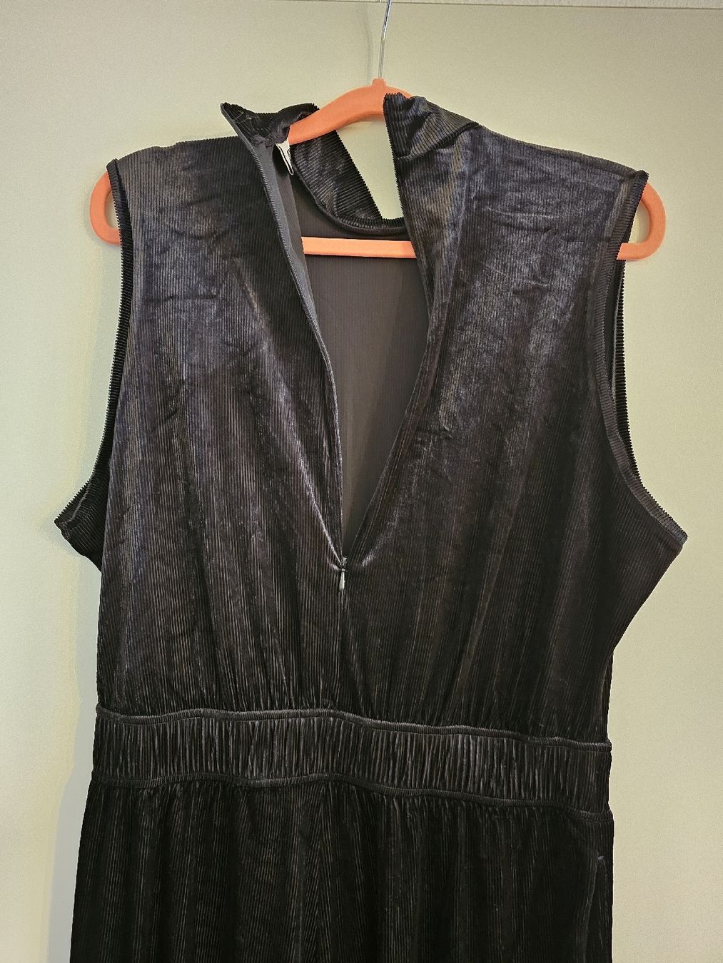 Someday Jumpsuits: Someday Samt Jumpsuit Gr. 42 – Neu (gemäss Beschreibung) aus Zürich von Ada2 3