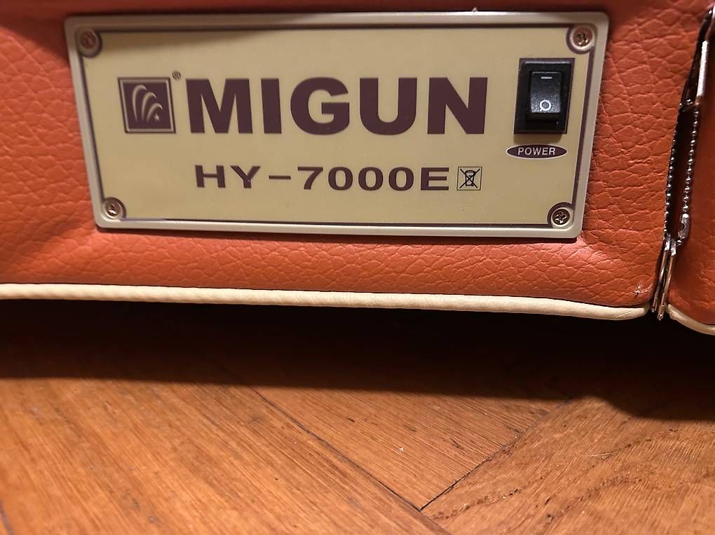 Dispositivi per massaggi: MIGUN Thermo Massageliege  – Usato da Basel venduto da singbar 3