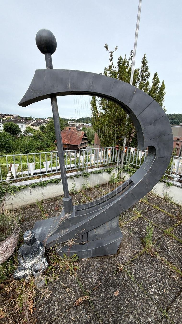 Skulpturen & Statuen: Metallkunst-Harfe / Skulptur von KNECHT – Gebraucht aus Luzern von jerum 3