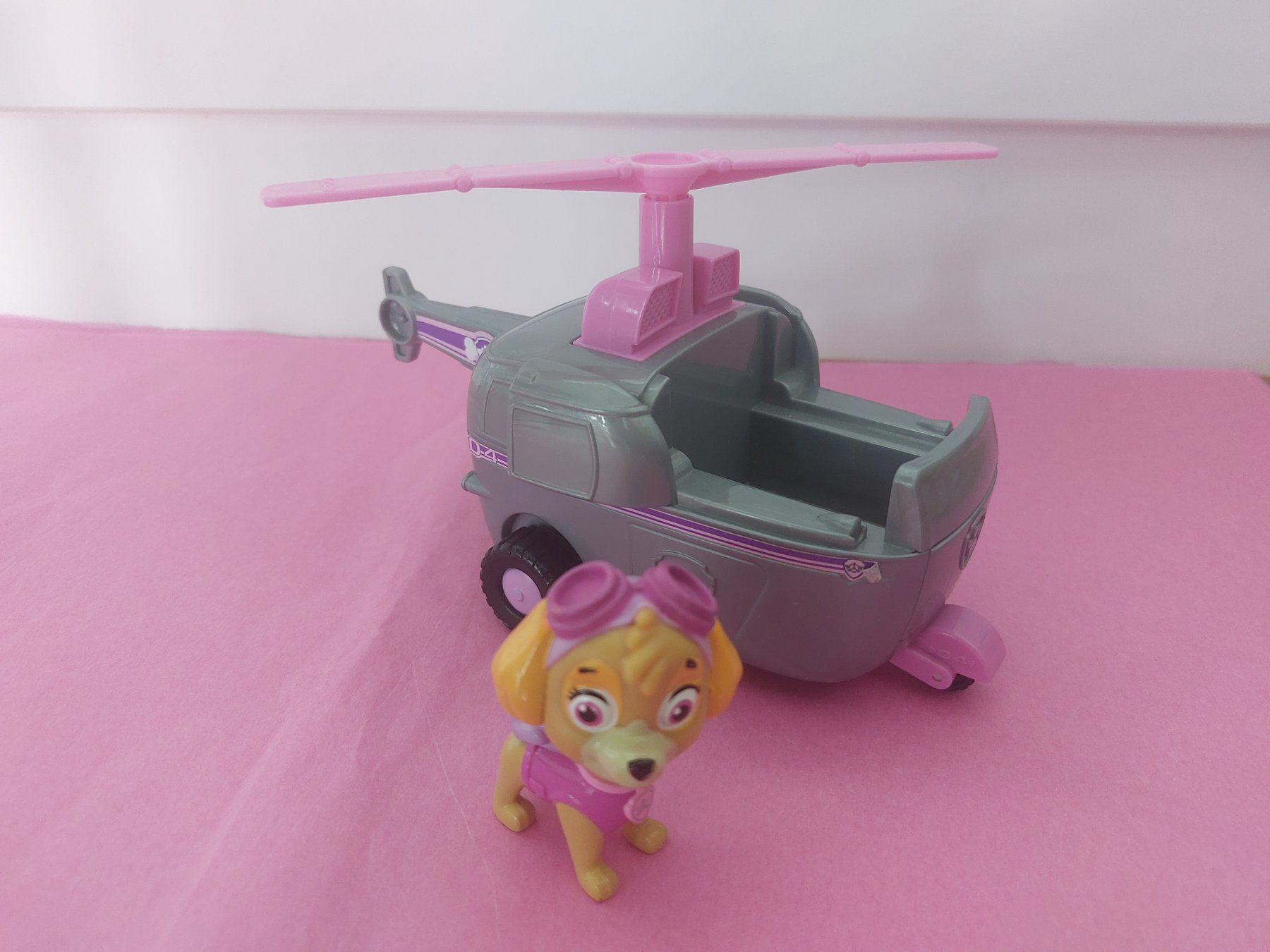 Giocattoli: PAW PATROL Skye mit Helikopter – Usato da Balterswil venduto da Steineparadies