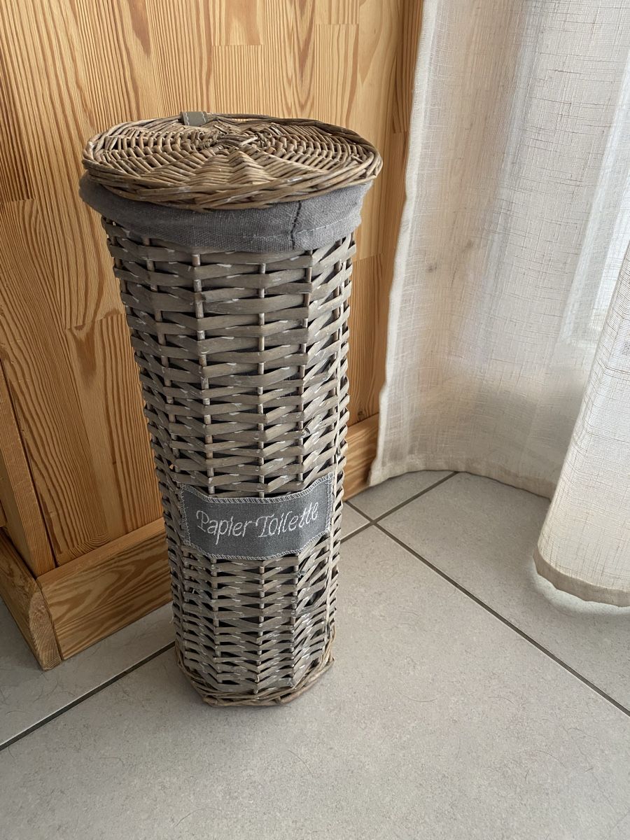 Riviera Maison Altro per la casa: Wicker Bathroom Roll Holder, Excellent Condition – Usato da Safenwil venduto da rgs_tg62