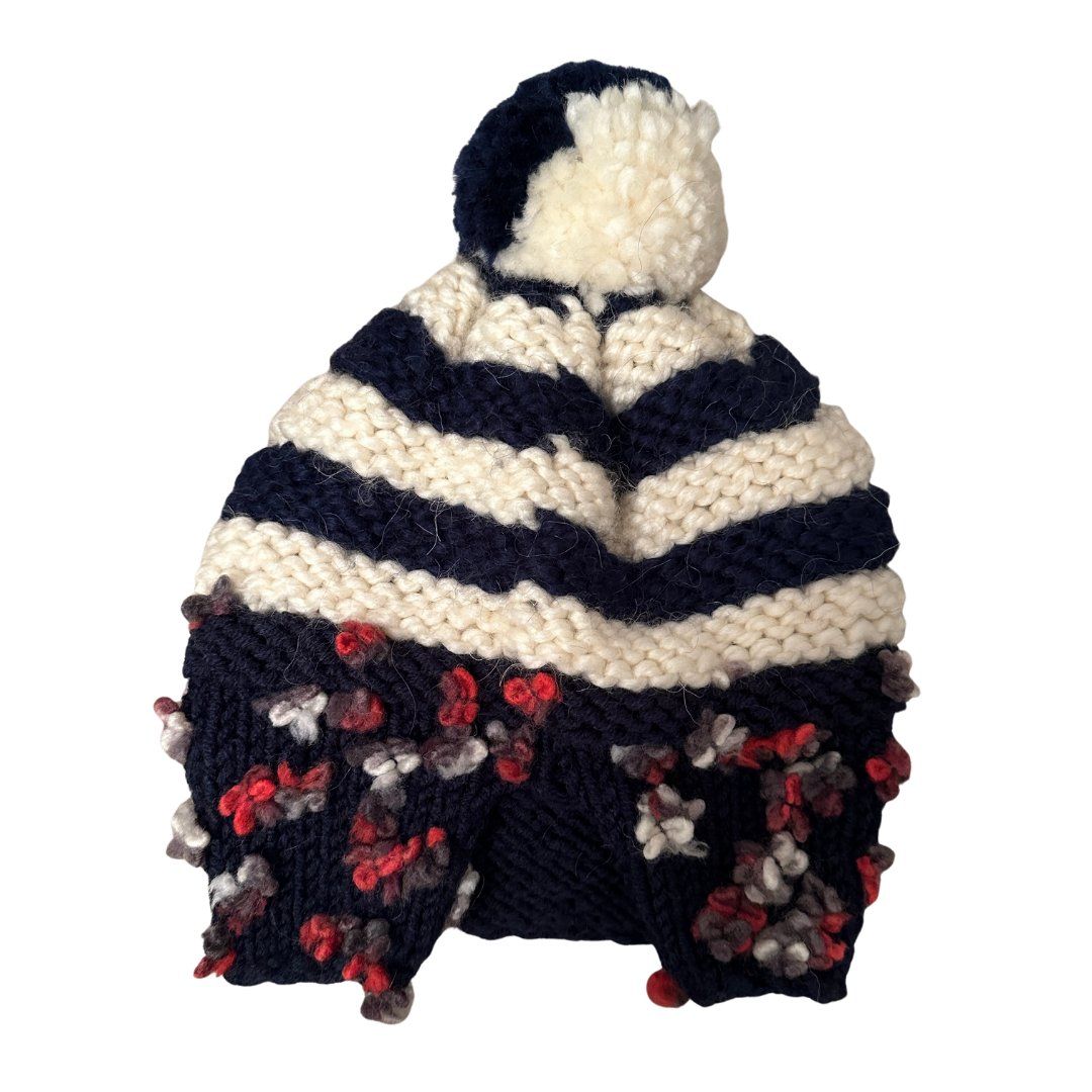 Chapeaux, bonnets & casquettes: Handmade Chunky Knit Pom Pom Beanie – Neuf (Voir description) à Zofingen par JumpInVintage