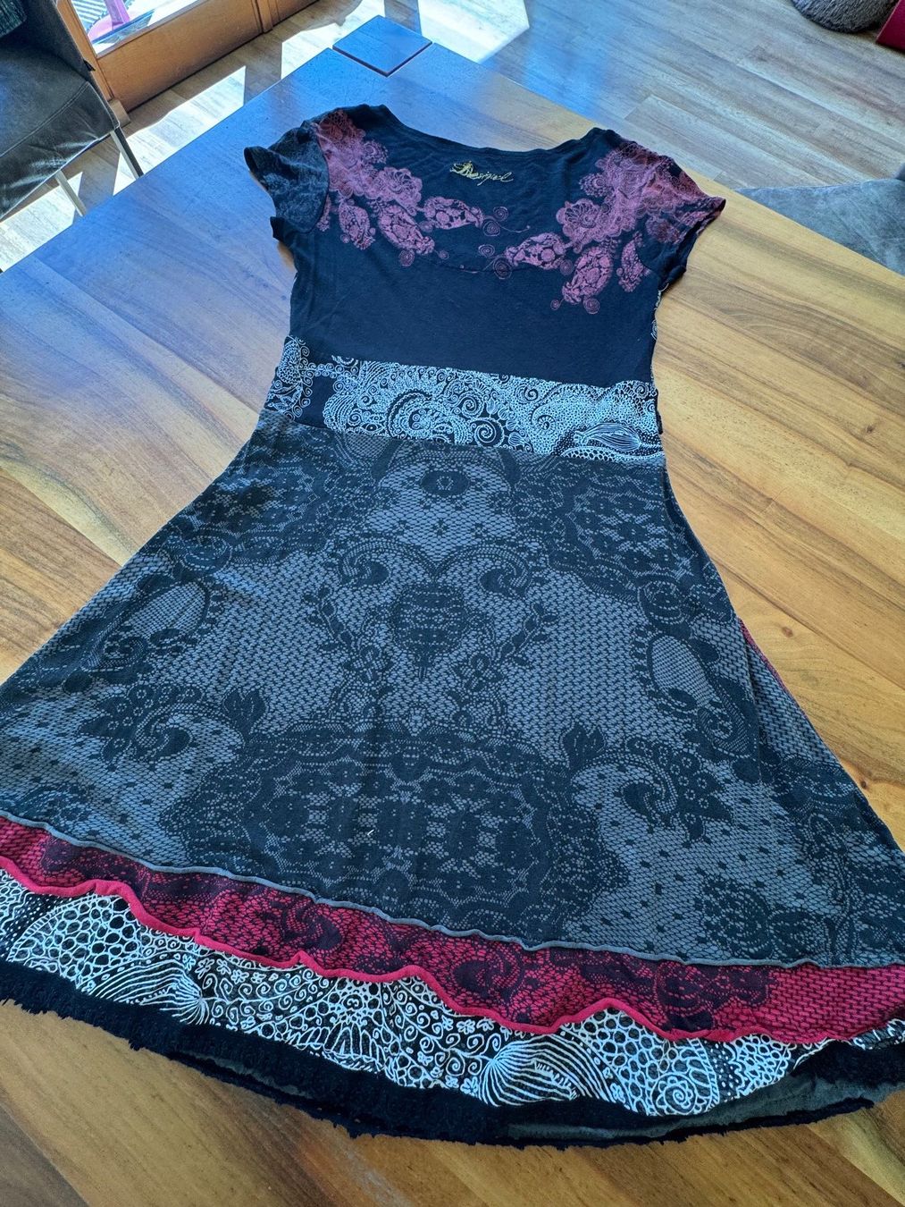 Desigual Vestiti: Super schönes DESIGUAL Kleid Gr. L – Usato da Meiringen venduto da snahhanssnah 3