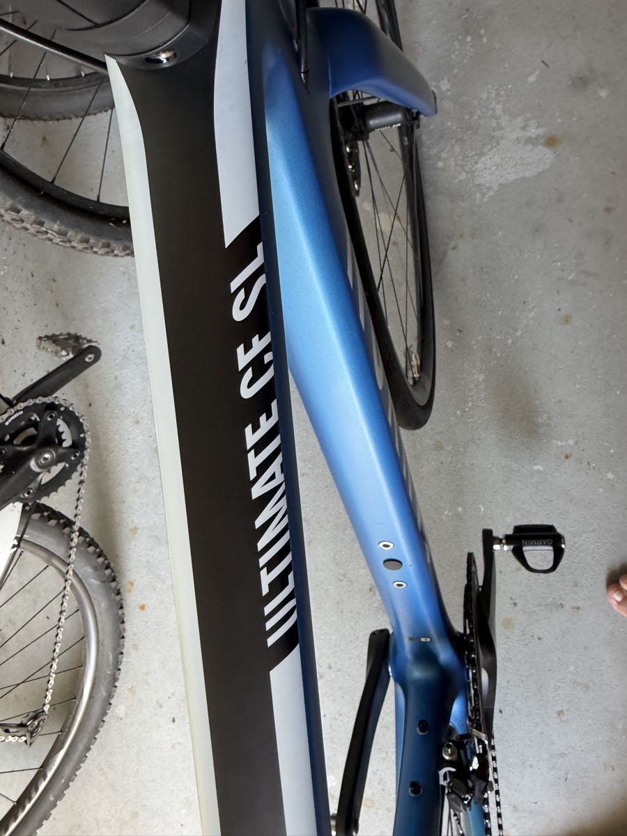 Canyon Biciclette: Canyon Ultimate CF SL Disc 7.0 mit Wattmesser – Usato da Heiden venduto da Theholyking 9