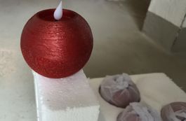4x LED-Weihnachtskerzen rot mit Glitzer – batteriebetrieben