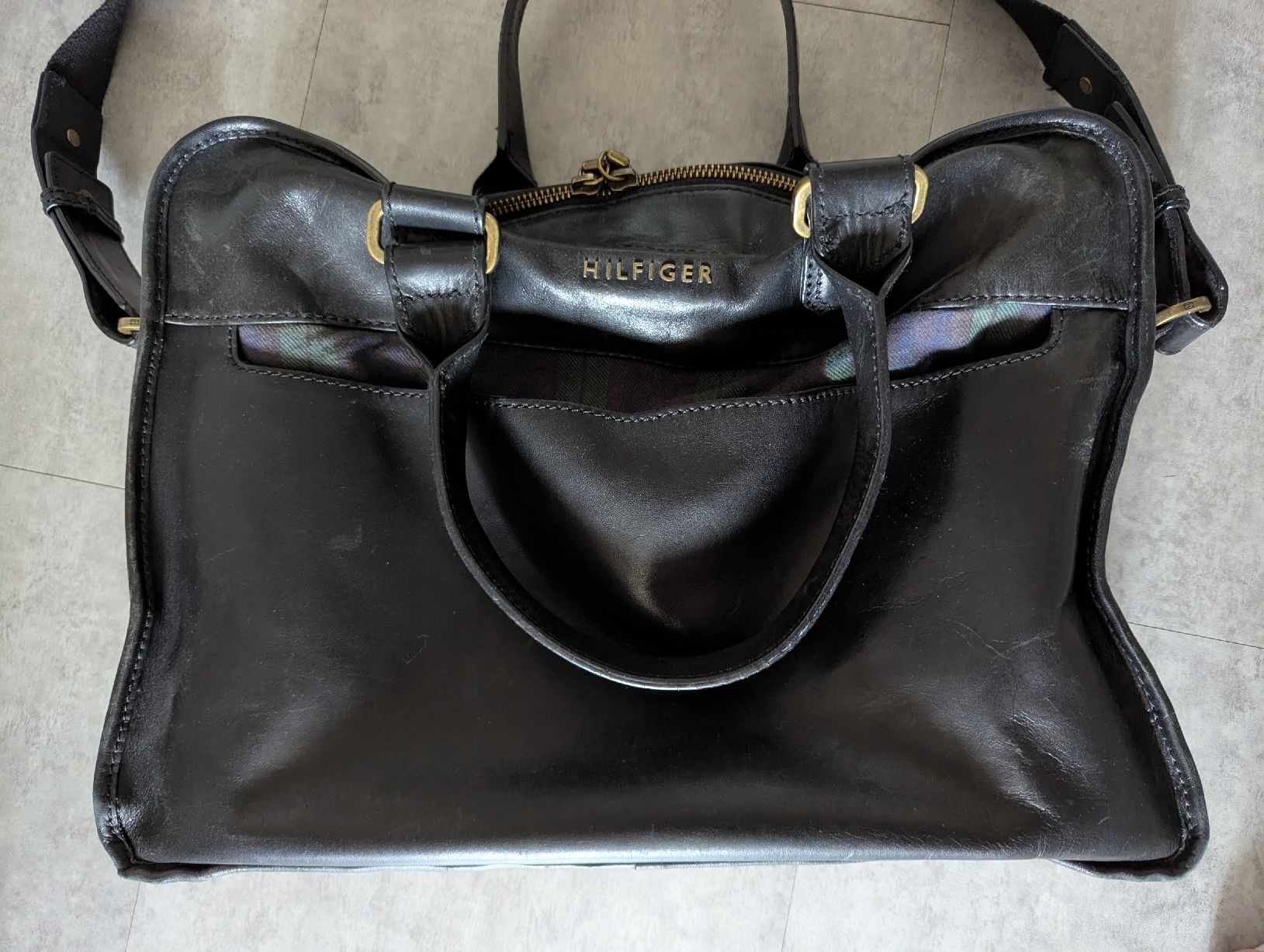 Tommy Hilfiger Borse: Tommy Hilfiger Umhängetasche – Usato da Bern venduto da DaMichu 1