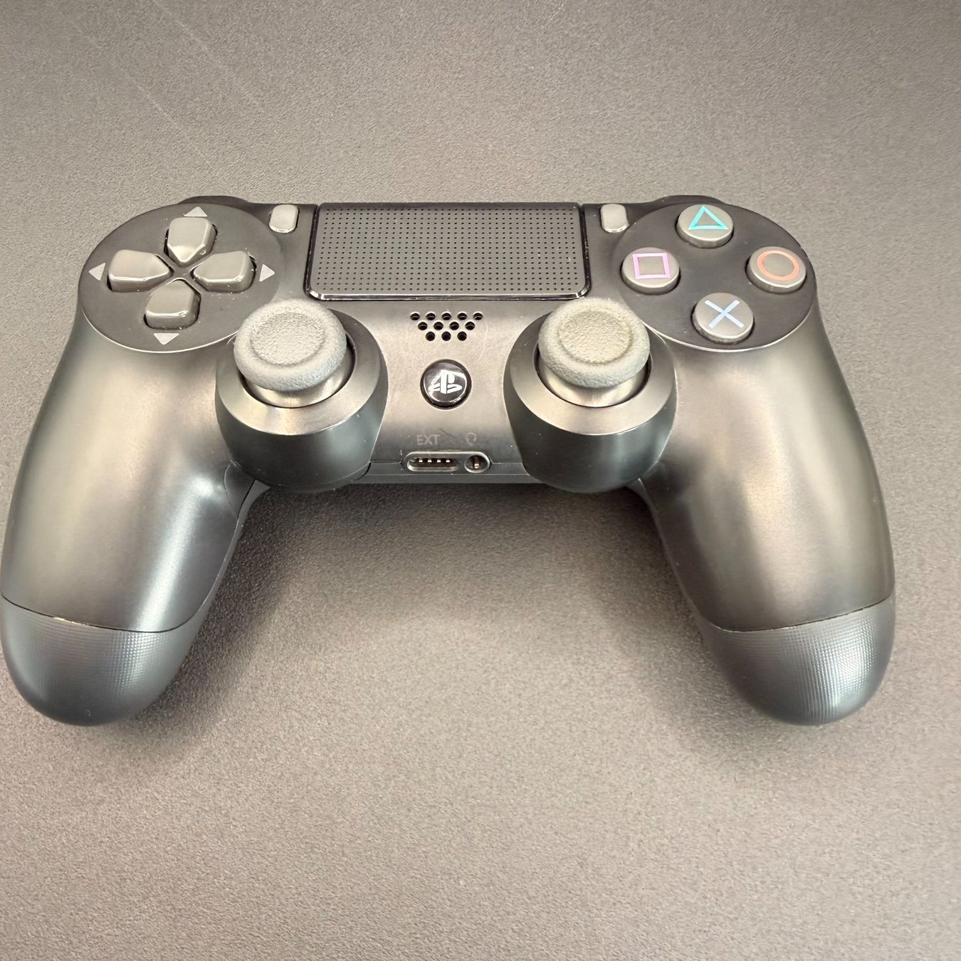 Sony Console: Sony PlayStation 4 Pro 1TB Schwarz – Usato da Düdingen venduto da Nerdworld 8