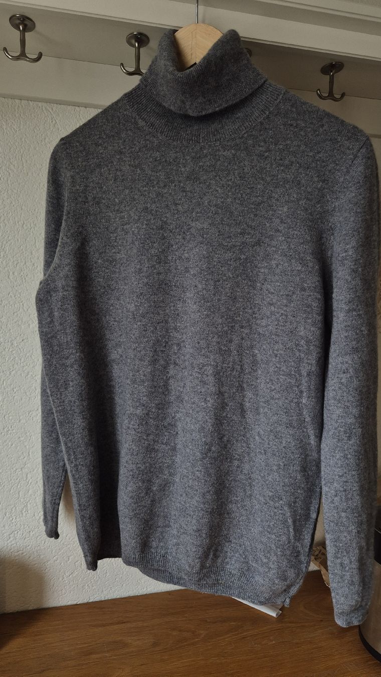 Pullover & Sweatshirts: Cashmere Collection Rollkragenpullover Grau Grösse L – Gebraucht aus Winterthur von ann_7lxx 6