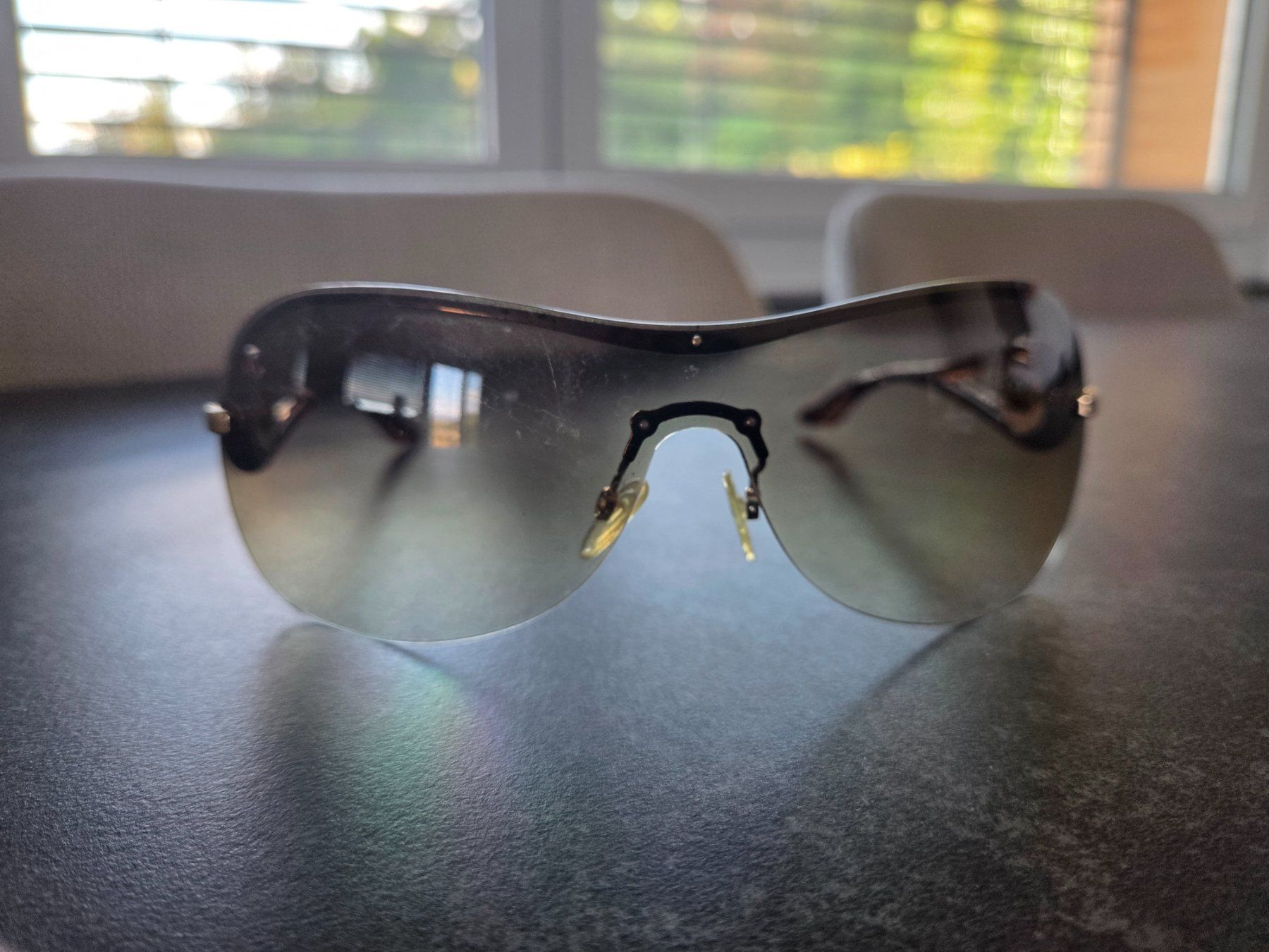 Dior Lunettes & Verres: Sonnenbrille Dior Volute 3 – D'occasion à Erlinsbach SO par san_g2vj