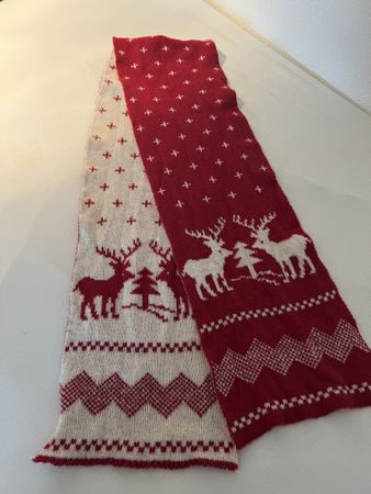 Winter Schal mit Hirsch-Motiv