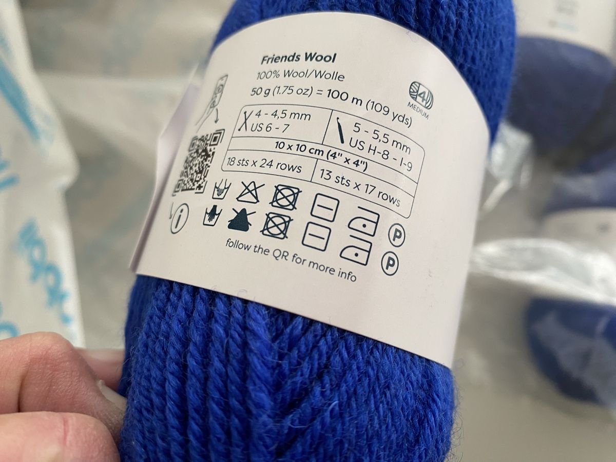 Lana: Friends Wool von Hobbii 9 Knäuel  – Nuovo e nell'imballaggio originale da Uster venduto da LisaH01 2
