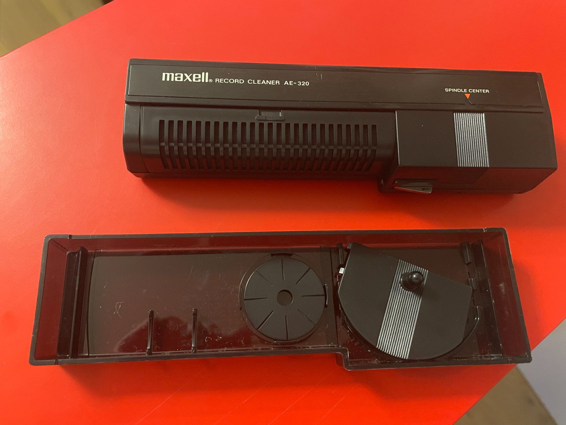 Vinyles: MAXELL AE-320 selbstfahrender Schallplatten Reiniger selten! – D'occasion à Weinfelden par s6o7p8h2 4