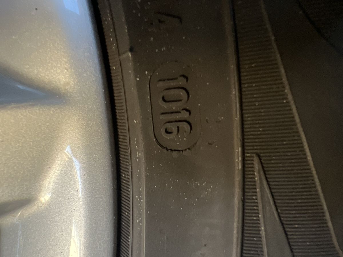 Pneumatici & Ruote complete: Kompletträder Audi Q3 – Usato da Russikon venduto da Crtracing 8