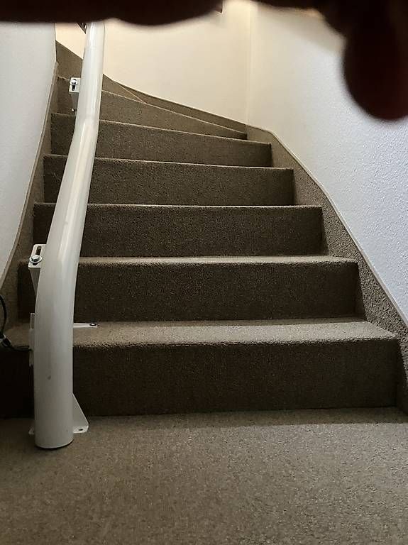 Treppen: Treppenlift Flow X – Gebraucht aus Allschwil von ait_n87b 3