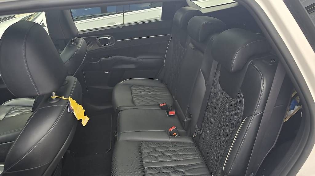 Autos: Kia Sorento 2.2 SmartD Style 7P – Gebraucht aus Langenthal von Goergens10 5