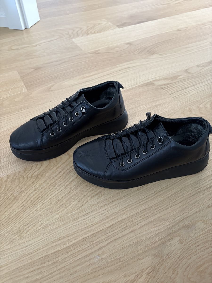 Scarpe da donna: Black leather shoes Venezia 36 – Usato da Rolle venduto da gos_2xy5 1