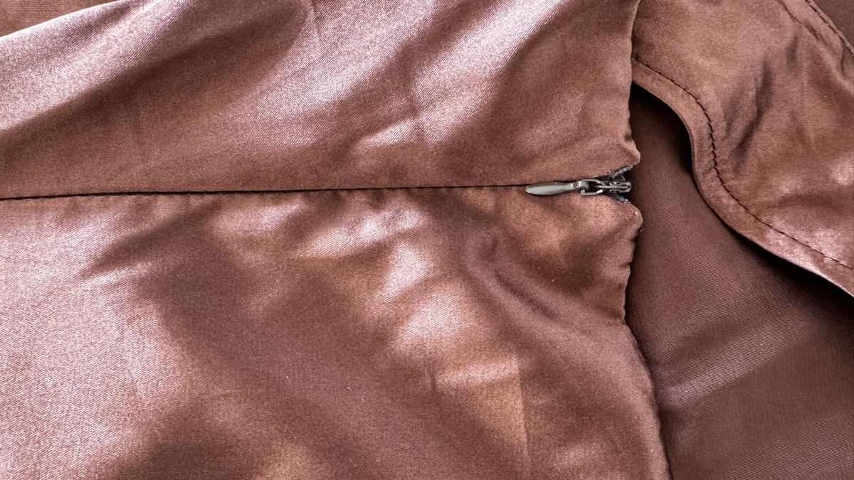 Lots de vêtements: Jupe longue + Body – D'occasion à Corseaux par zetajones01 5