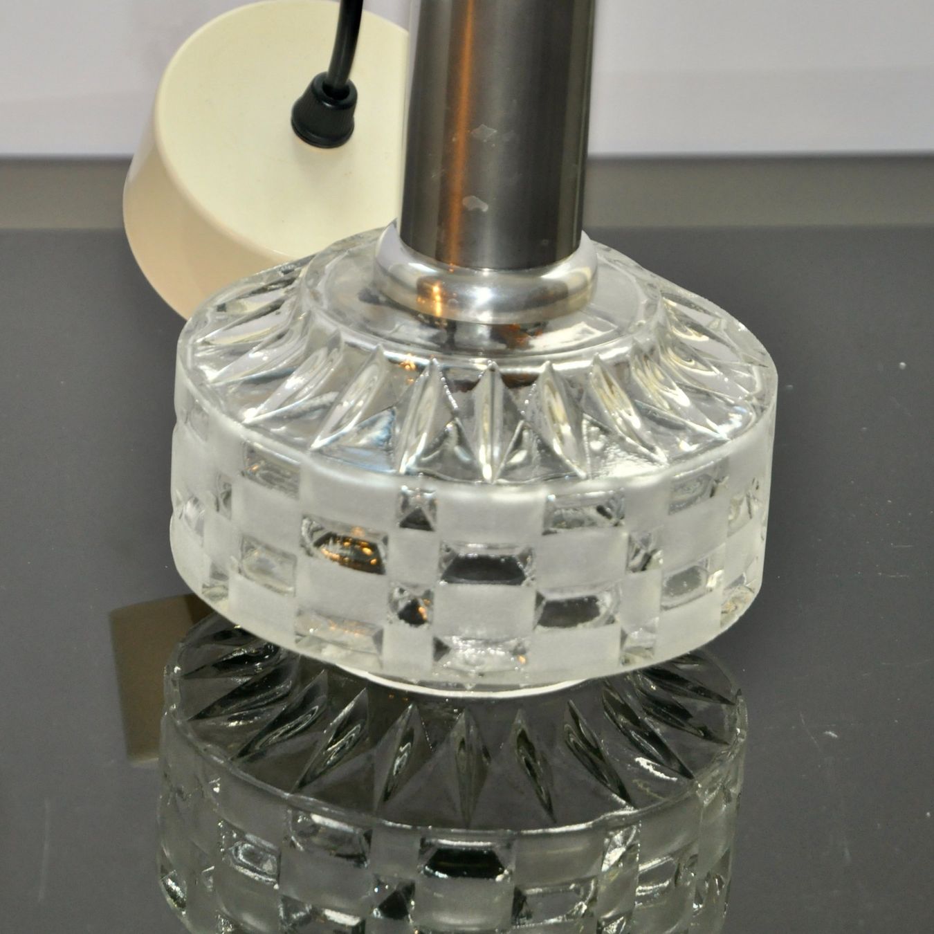 Lampade: Lampe à suspendre DDR  / Design Vintage – Usato da morges venduto da Kus.design 2