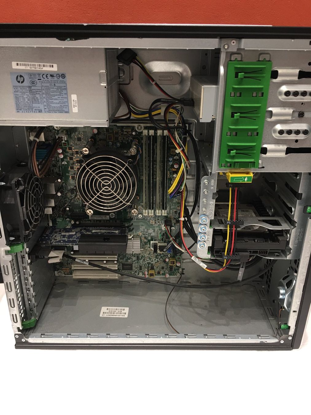 Hewlett Packard PC: HP Compaq Elite 8300 Convertible Microtower – Usato da Locarno venduto da Sa.chan 1
