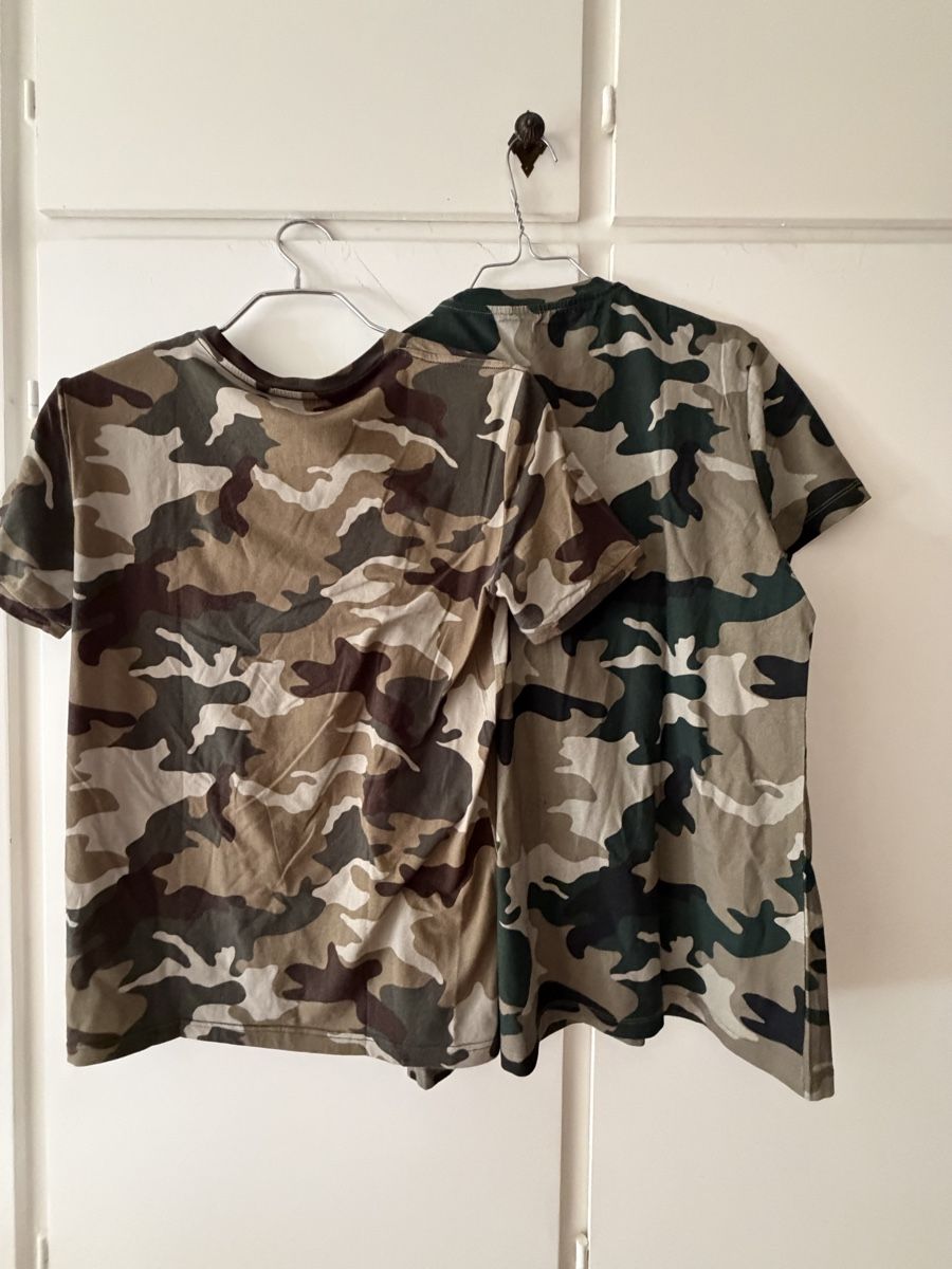 Balmain Lotti di vestiti: Set di 2 T shirt Balmain Camouflage – Usato da Lugano venduto da can_xdd8 1