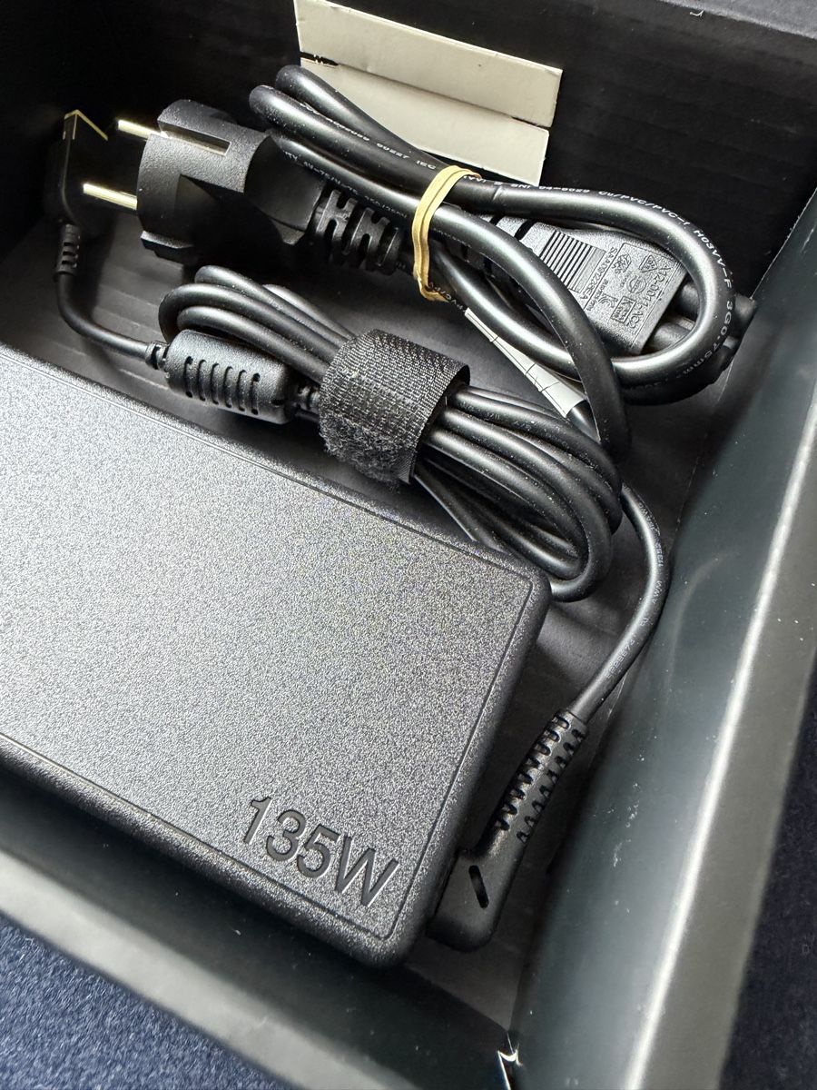 Lenovo Ladegerät: Lenovo ThinkPad 135W AC Adapter – Neu (gemäss Beschreibung) aus Zürich von jankais3r