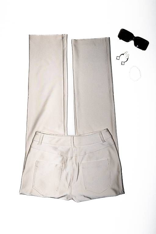 Pantaloni: GUESS cremige elegante Hose – Usato da Dübendorf venduto da Leona.R 3