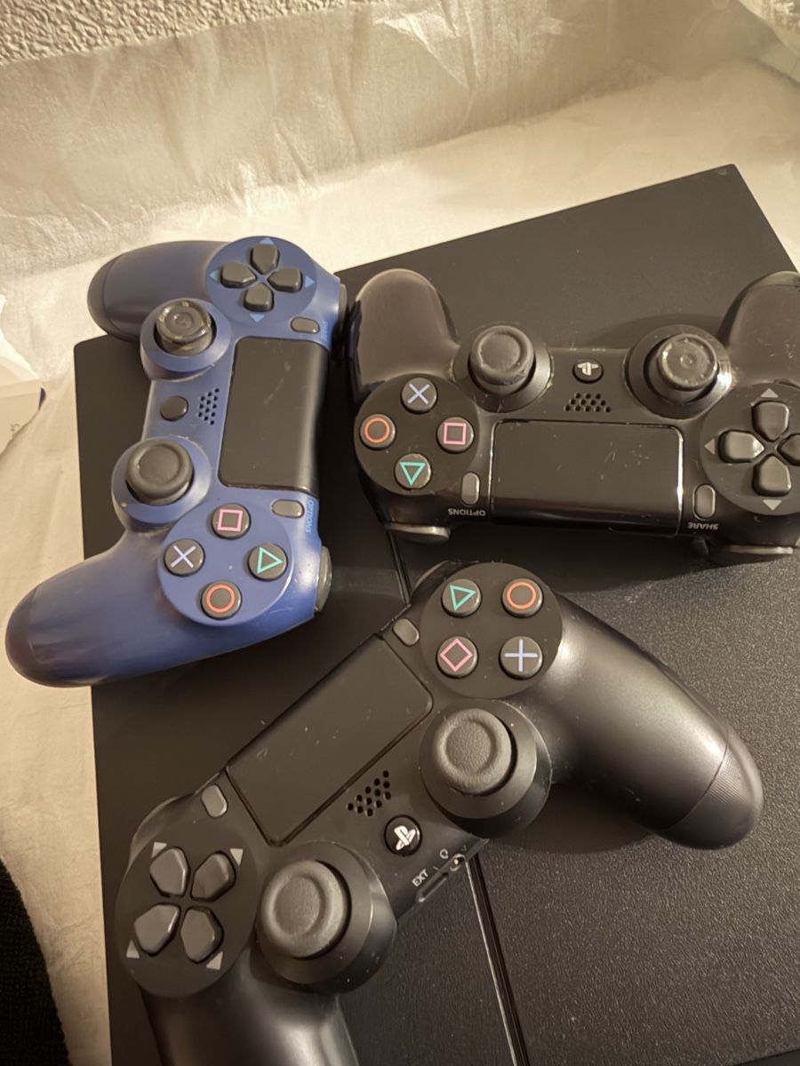 Sony Console: PlayStation 4 – Usato da Wilderswil venduto da Pacoakashop