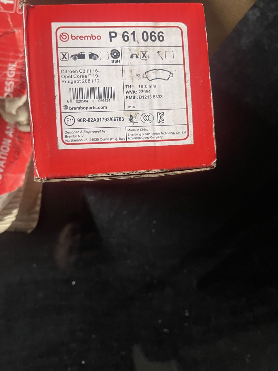 Brembo Tutti pezzi di ricambio auto: Brembo Bremsescheibe + Bremsbeläge – Nuovo (secondo la descrizione) da Fislisbach venduto da Brandopfer810 2