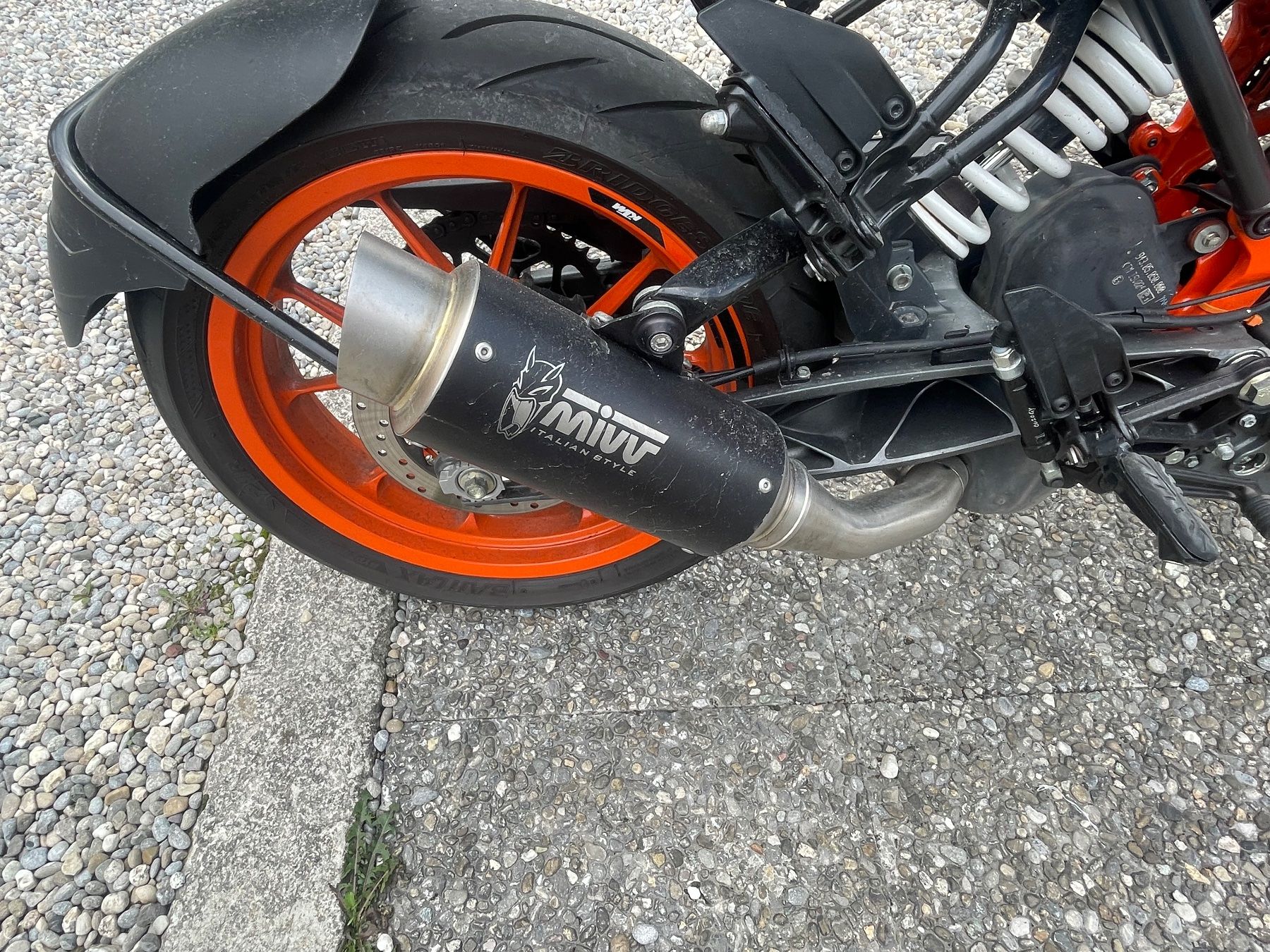 KTM Strada: KTM 125 Duke – Usato da Langenthal venduto da Findus66 1