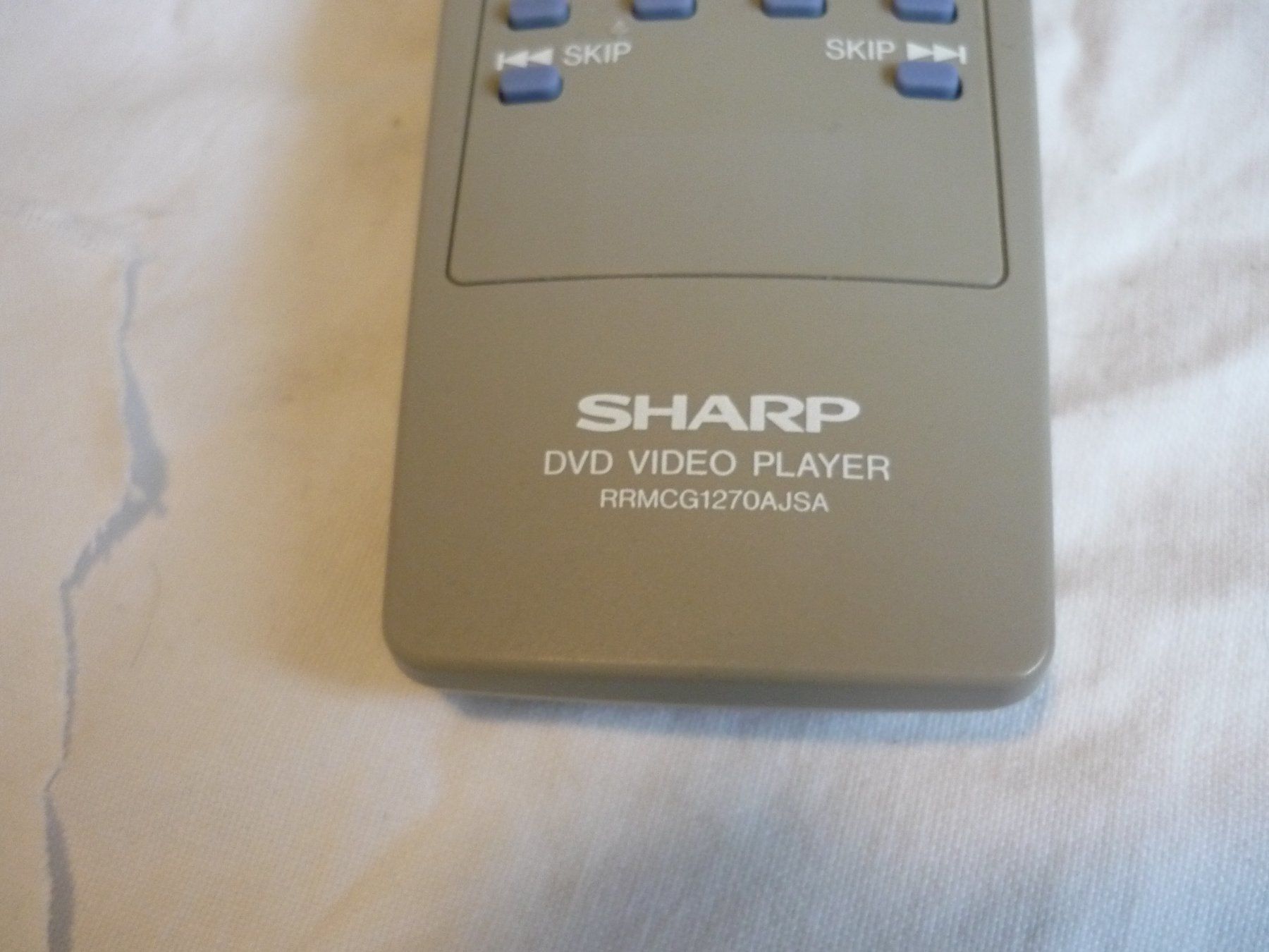 Sharp Telecomandi: Fernbedienung Sharp DVD Videorecorder VHS  RRMCG1270AJSA – Usato da Beringen venduto da Flatretriever 2