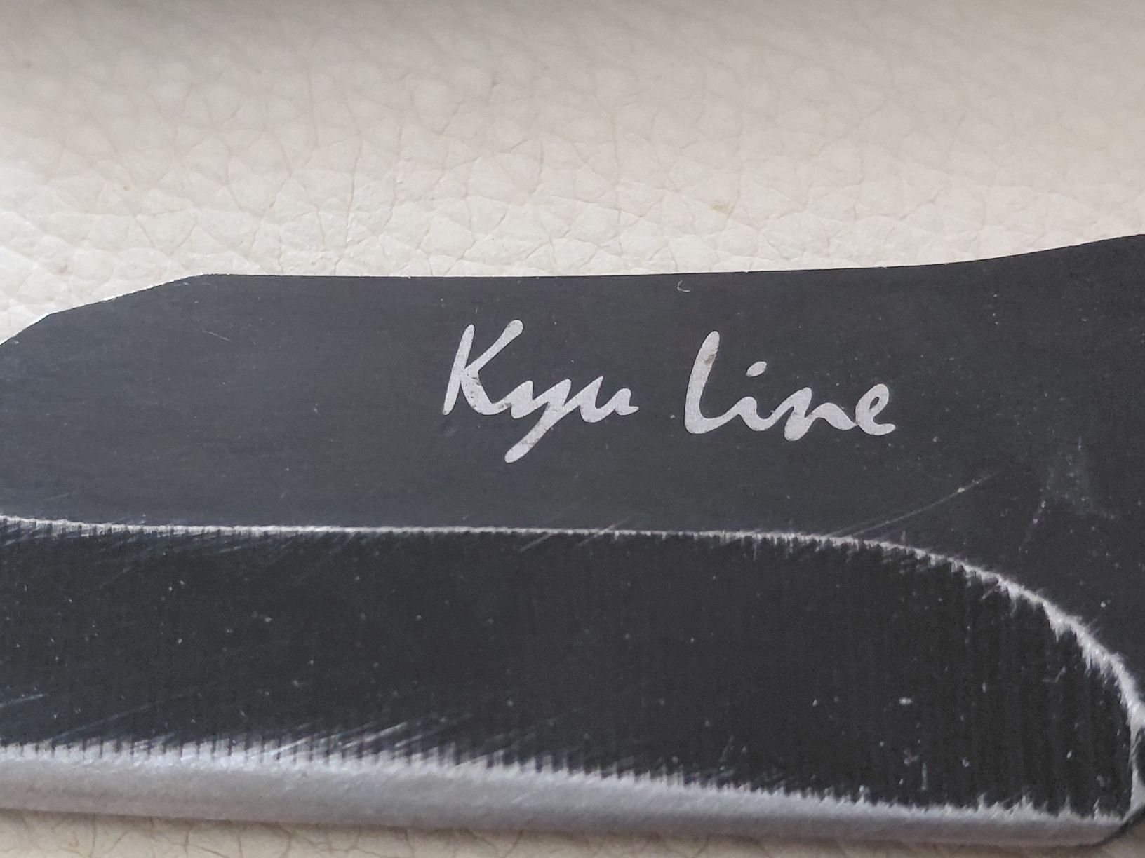 Accessoires: Messer Kyu Line schwarz mit Scheide gebraucht – D'occasion à Belp par mar_76s8 2