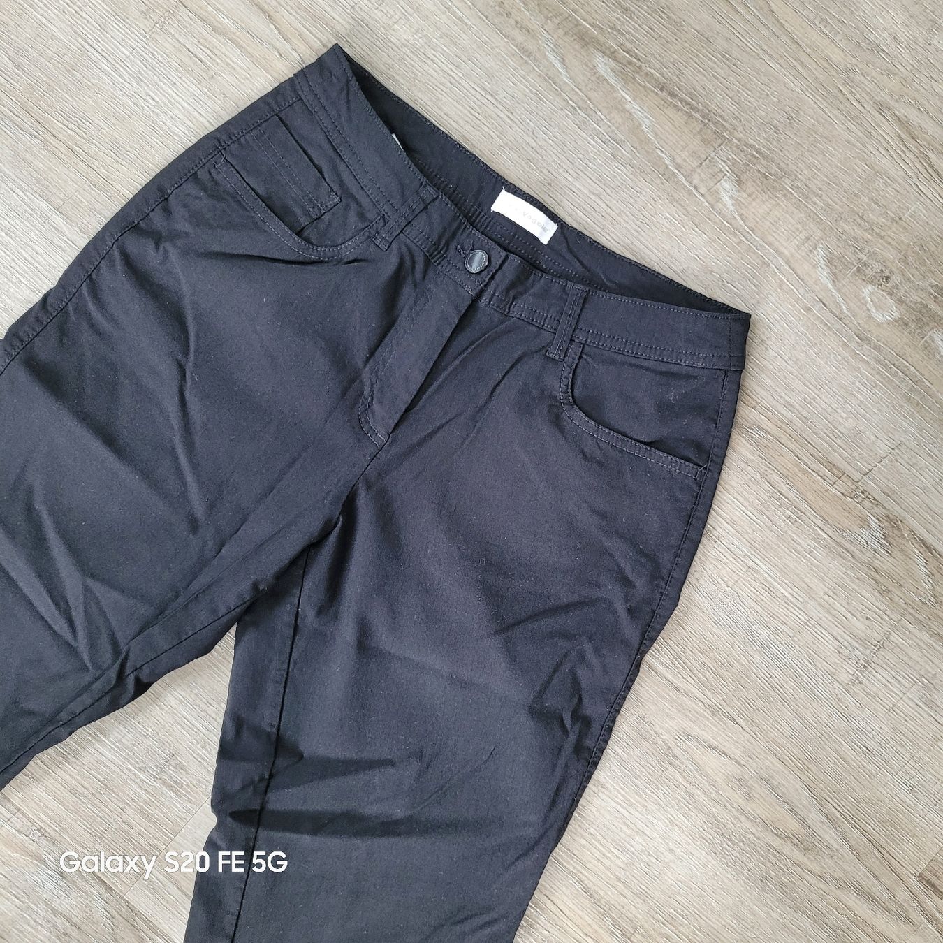 Pantaloni: schwarze schöne Freizeithose 38 – Usato da Niederbuchsiten venduto da klengyel 1