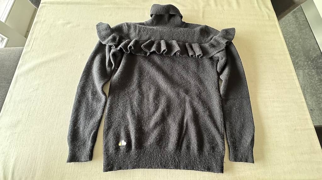 Maglioni & Felpe: Pull noir en Cachemire Taille M – Usato da Baar venduto da kclausse