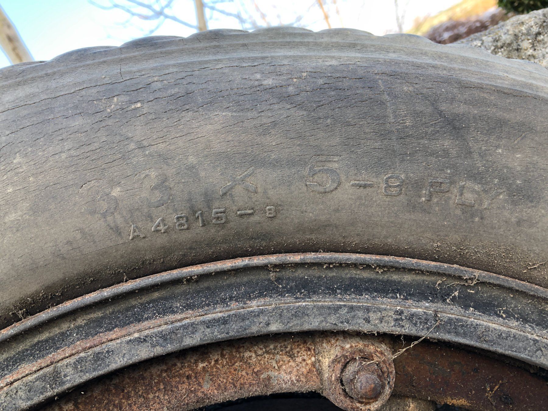 Cadillac Pneus & Kompletträder: Alte Cadillac Holzspeichen-Räder – Gebraucht aus Beinwil (Freiamt) von Zedel1923 3